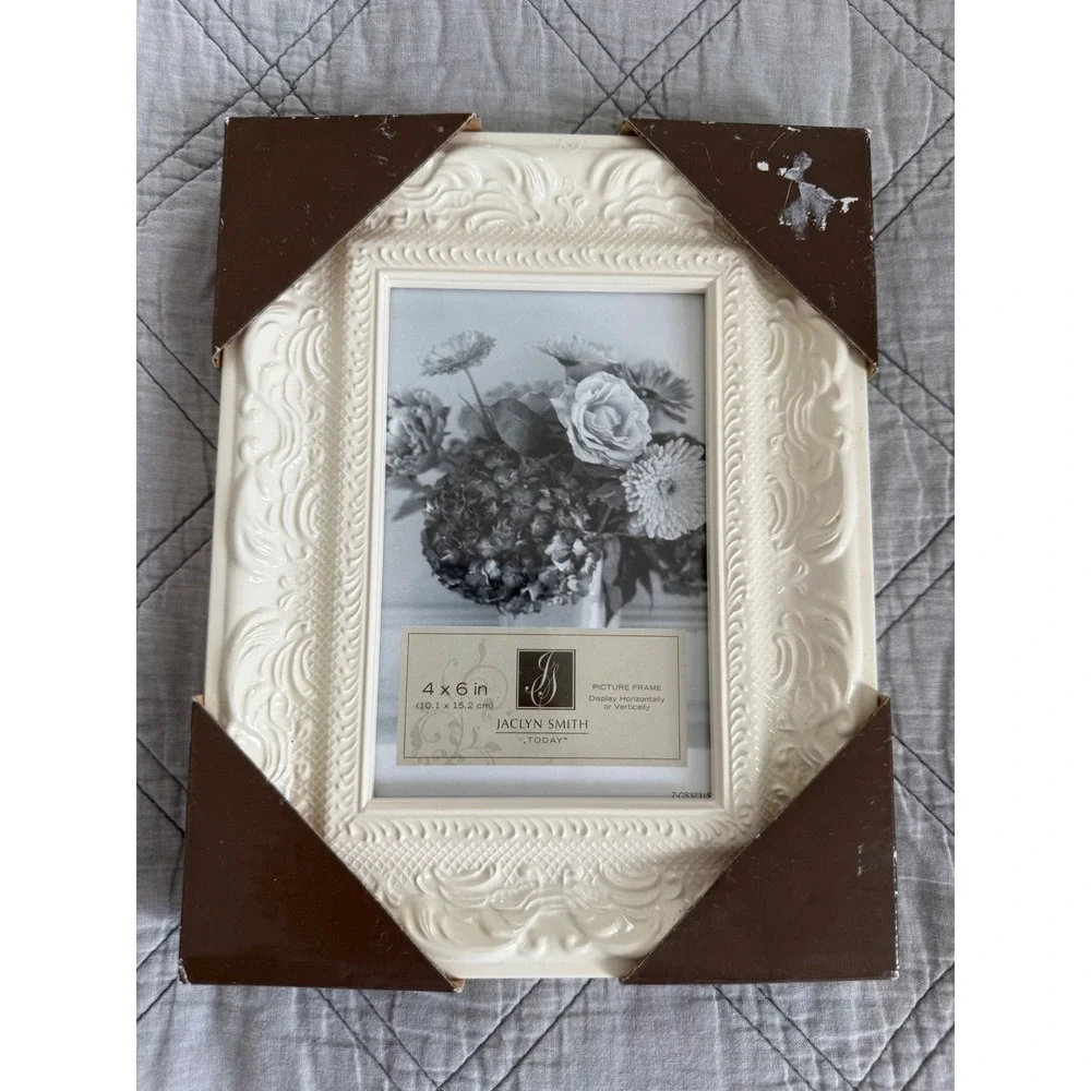 Vintage Jacklyn Smith Kmart 4X6 White Ornate Picture Frame French Country